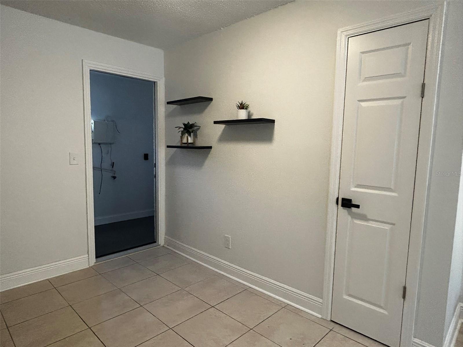 WEST PORT - Residential Income