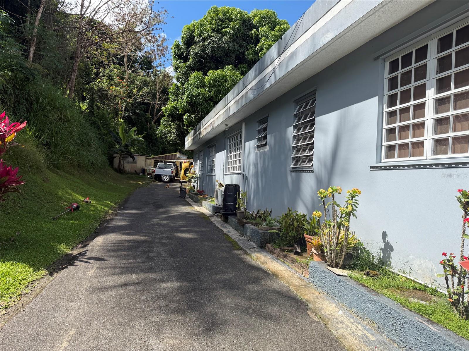 SECTOR FLOR SANCHEZ - Residential