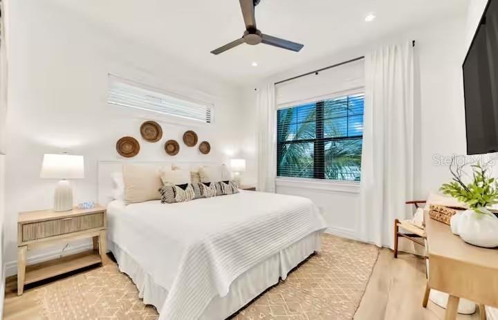 MIRA MAR BEACH - Residential