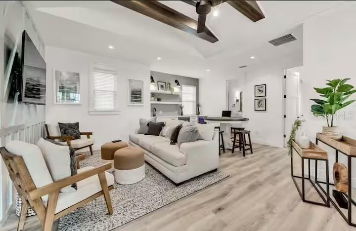 MIRA MAR BEACH - Residential