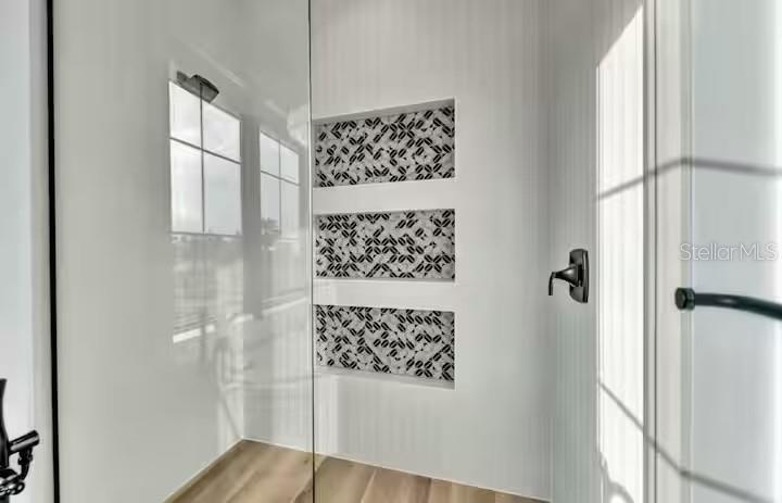 MIRA MAR BEACH - Residential