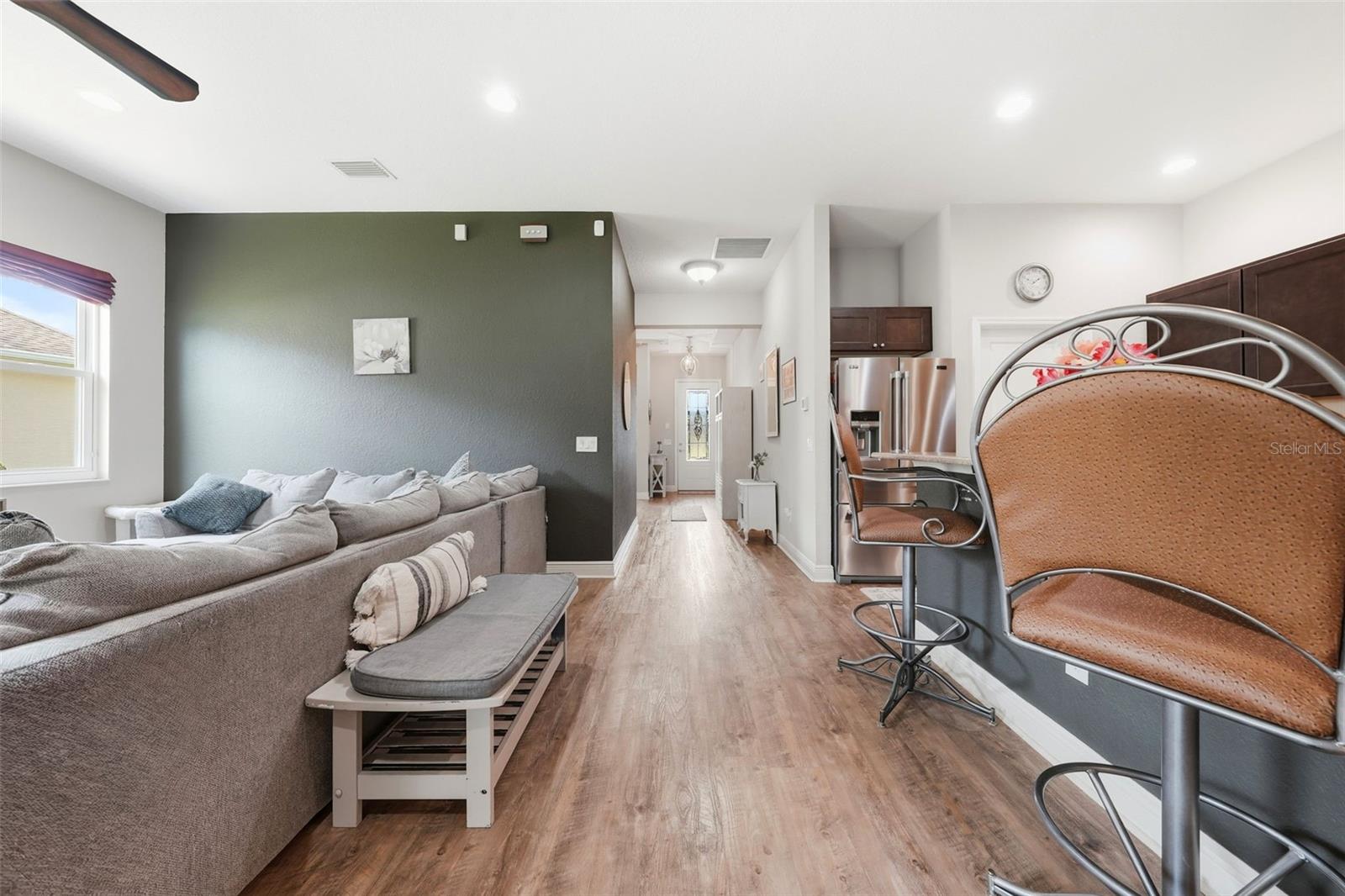 ENCLAVE/LAKESIDE LNDGS - Residential