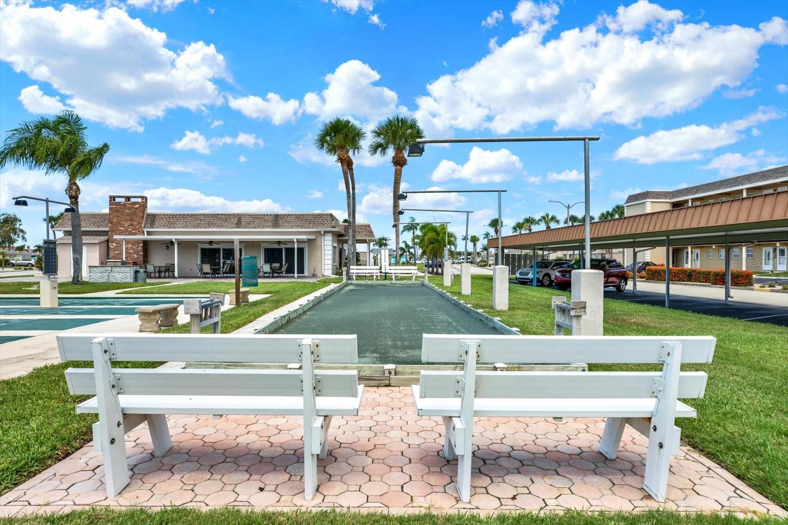 BOCA CIEGA POINT EAST - Residential