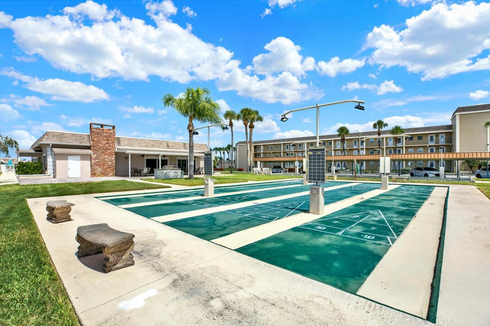 BOCA CIEGA POINT EAST - Residential