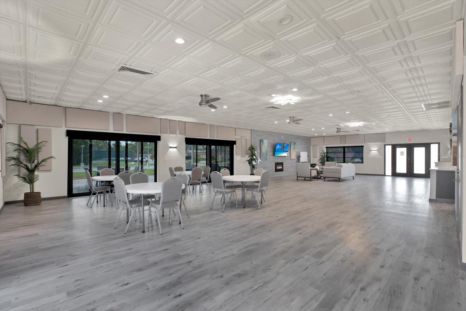 BOCA CIEGA POINT EAST - Residential