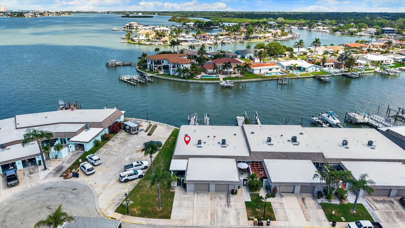 BOCA CIEGA POINT EAST - Residential