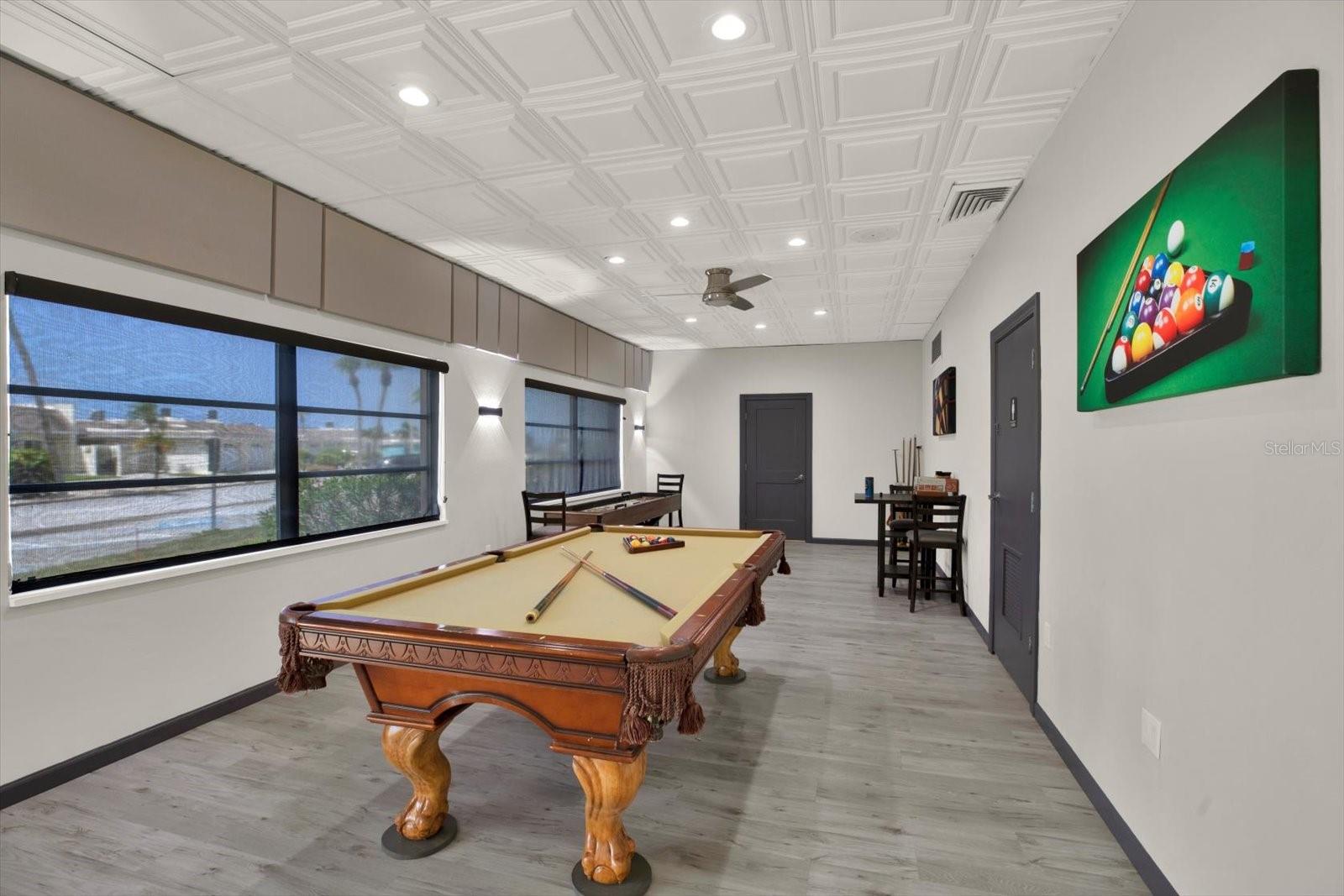 BOCA CIEGA POINT EAST - Residential