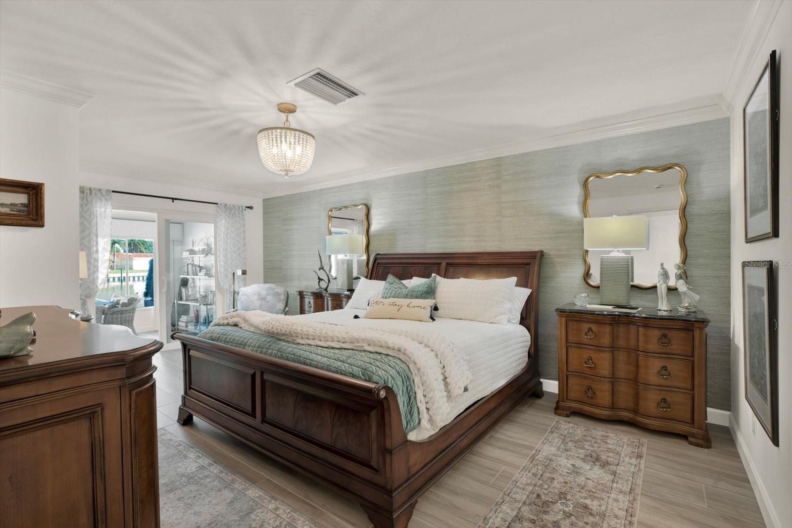 BOCA CIEGA POINT EAST - Residential