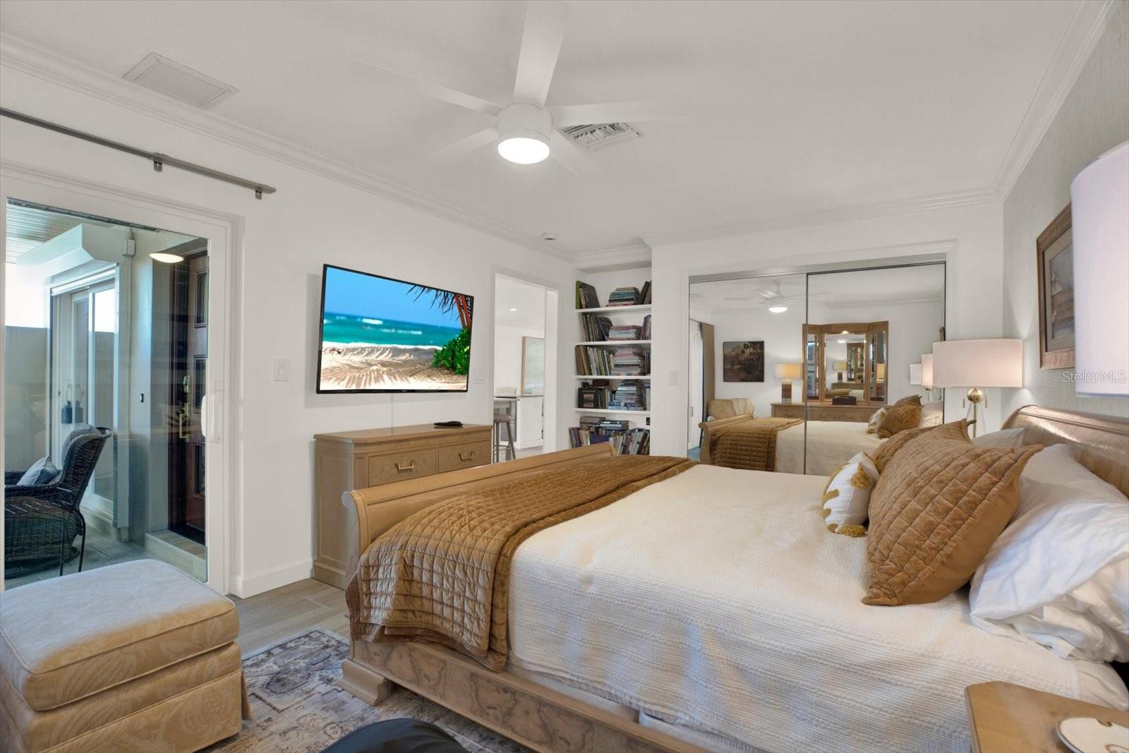 BOCA CIEGA POINT EAST - Residential