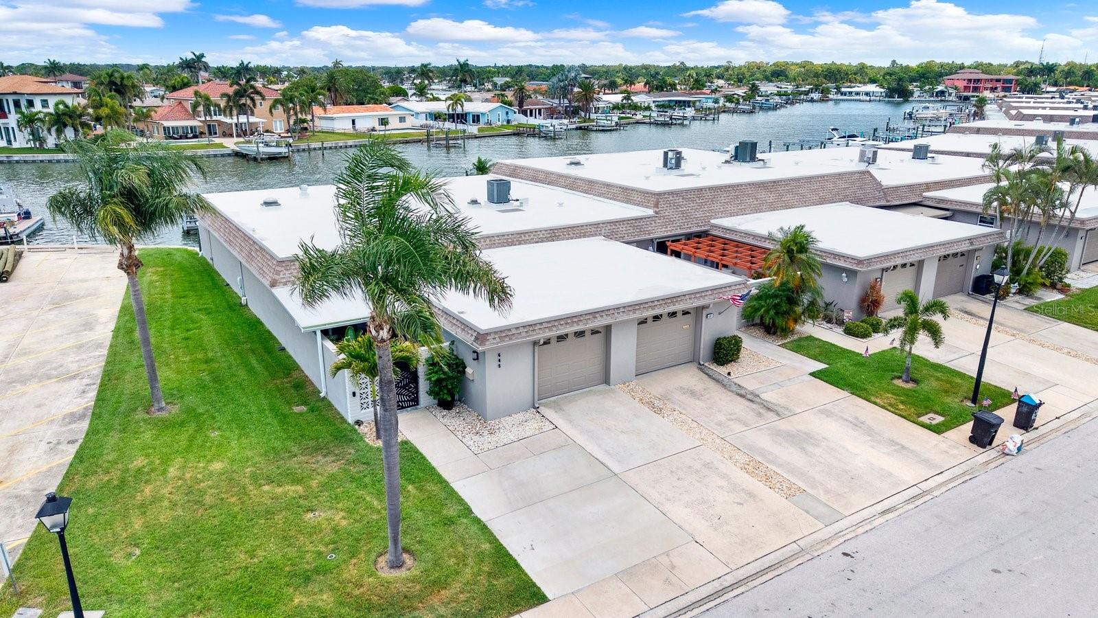 BOCA CIEGA POINT EAST - Residential