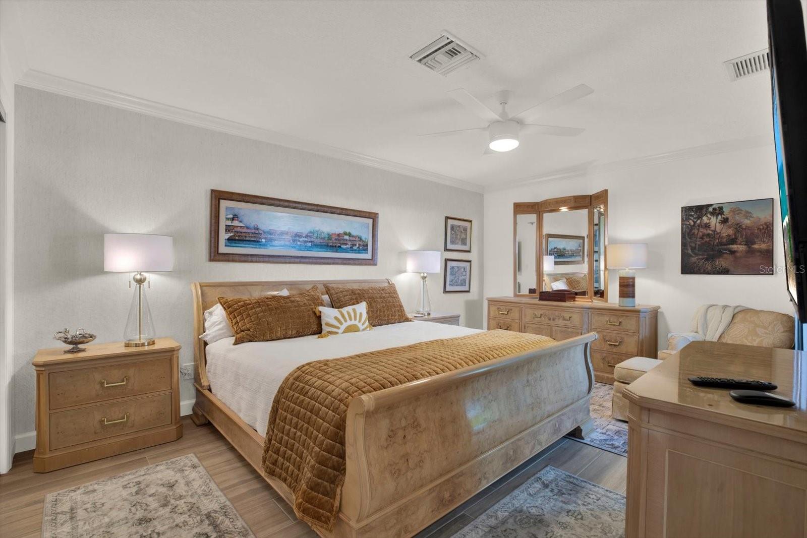 BOCA CIEGA POINT EAST - Residential