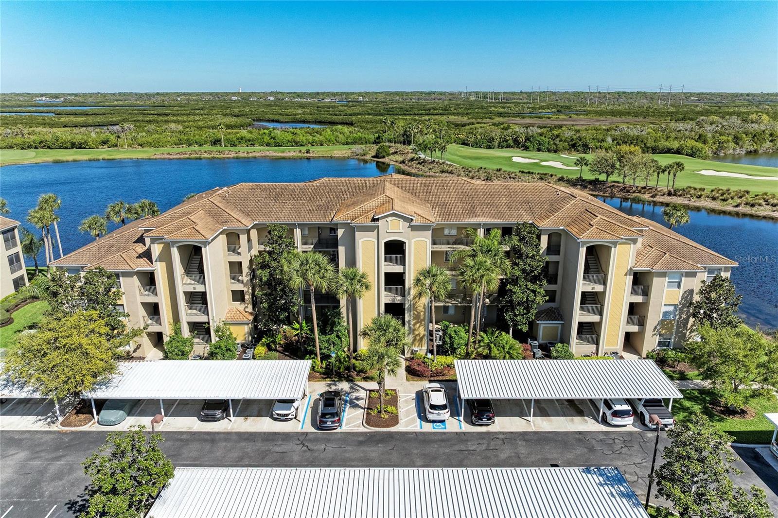 RIVER STRAND - Residential