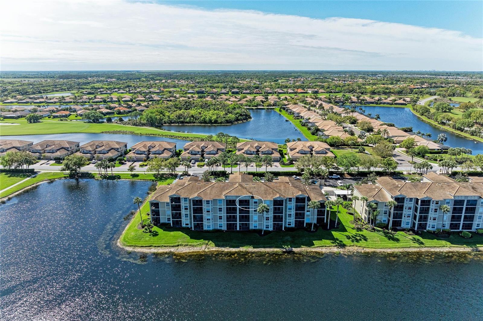 RIVER STRAND - Residential