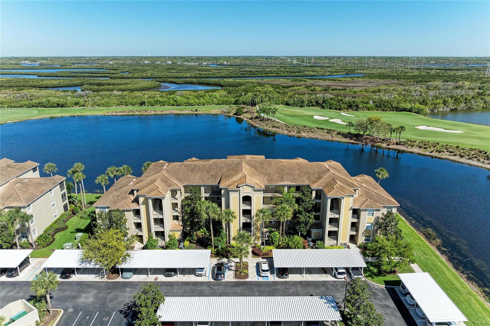 RIVER STRAND - Residential