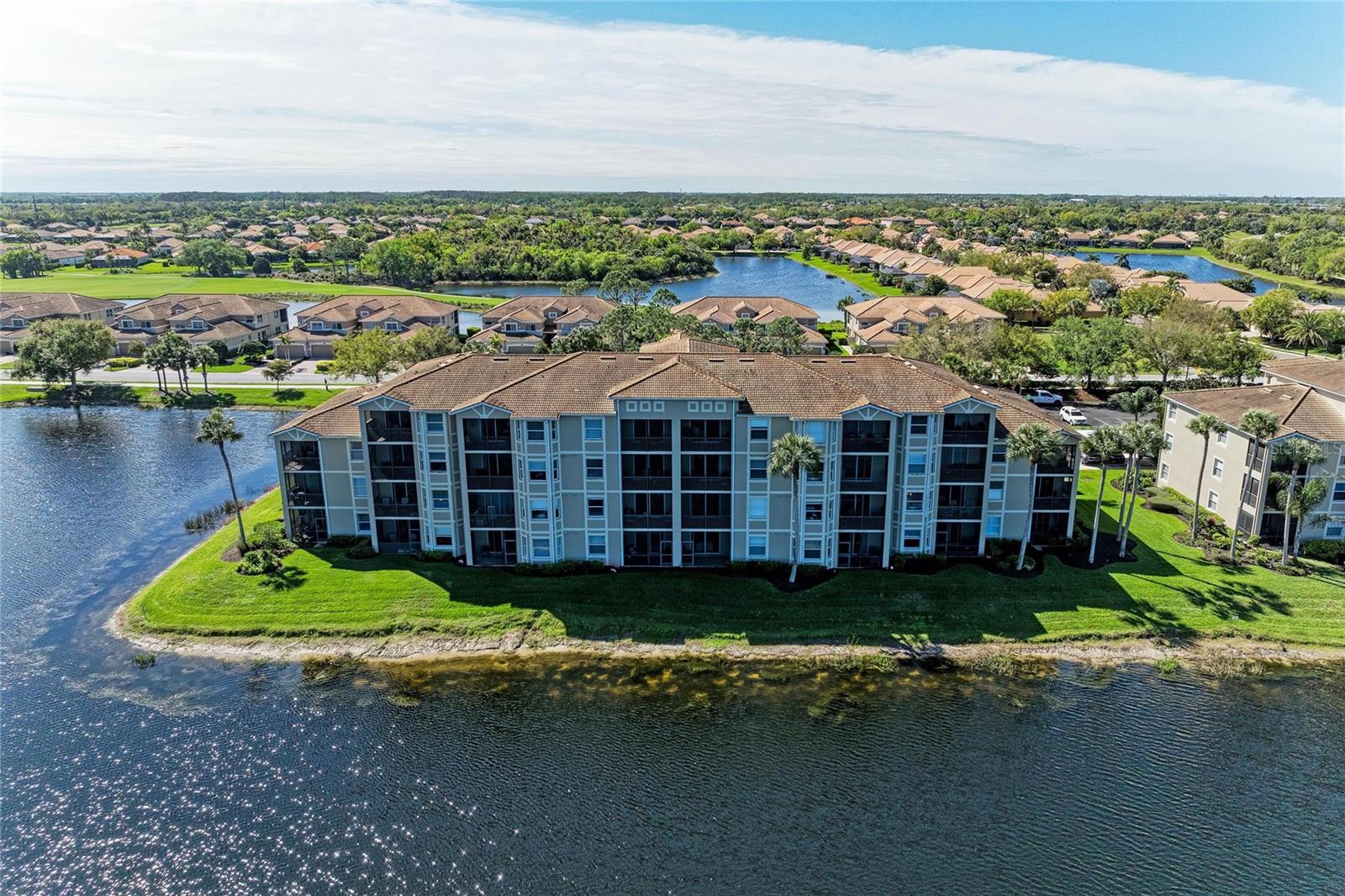 RIVER STRAND - Residential