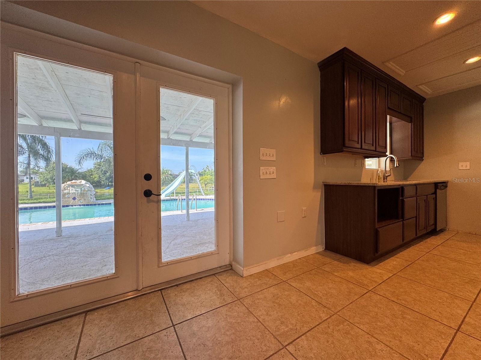 CROOKED LAKE PARK TR 05 - Residential