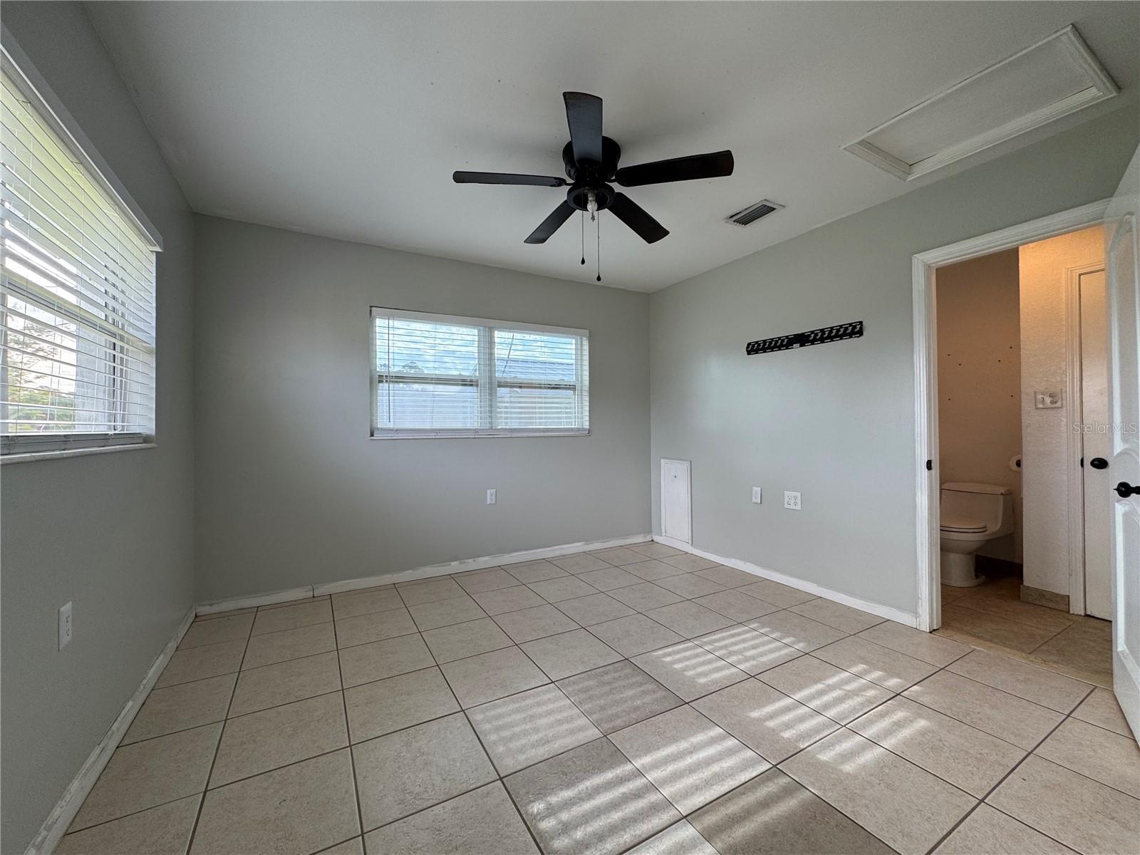 CROOKED LAKE PARK TR 05 - Residential