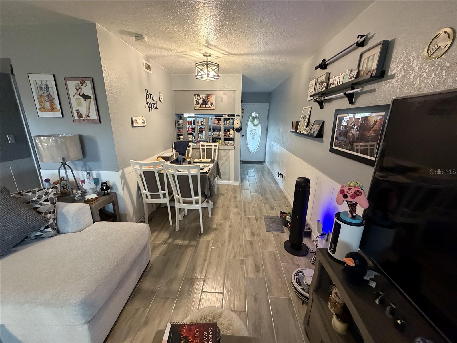 MEADOWOOD CONDO VILLAGE ONE - Residential