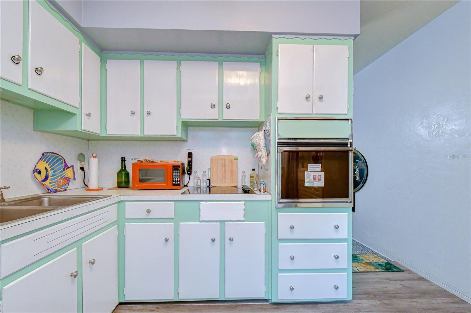CLEARVIEW OAKS BLDG 4 - Residential