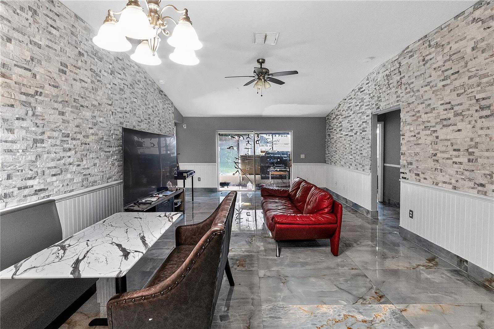 HAMPTON HILLS SOUTH PH 2 - Residential