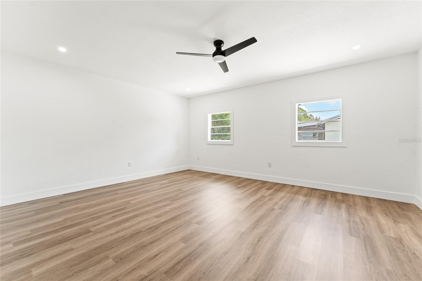 LAKE WAYMAN HEIGHTS - Residential