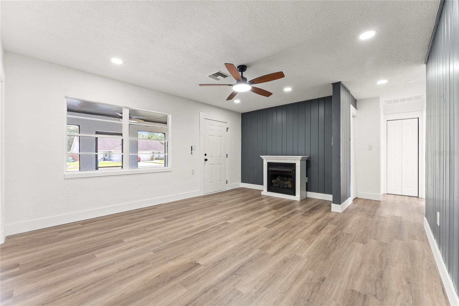 LAKE WAYMAN HEIGHTS - Residential