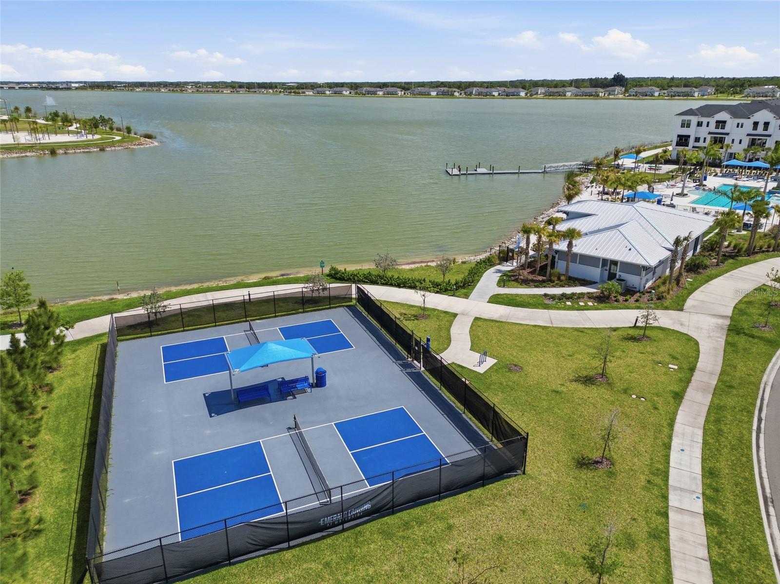EMERALD LNDG/WATERSIDE - Residential