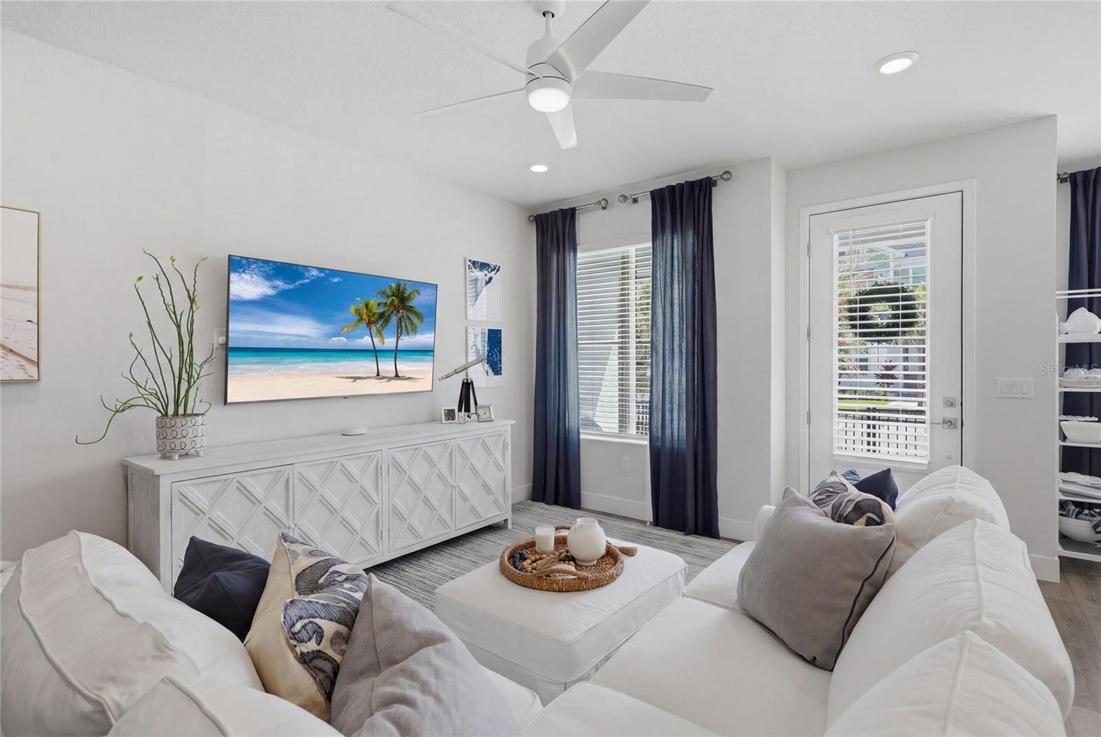 EMERALD LNDG/WATERSIDE - Residential