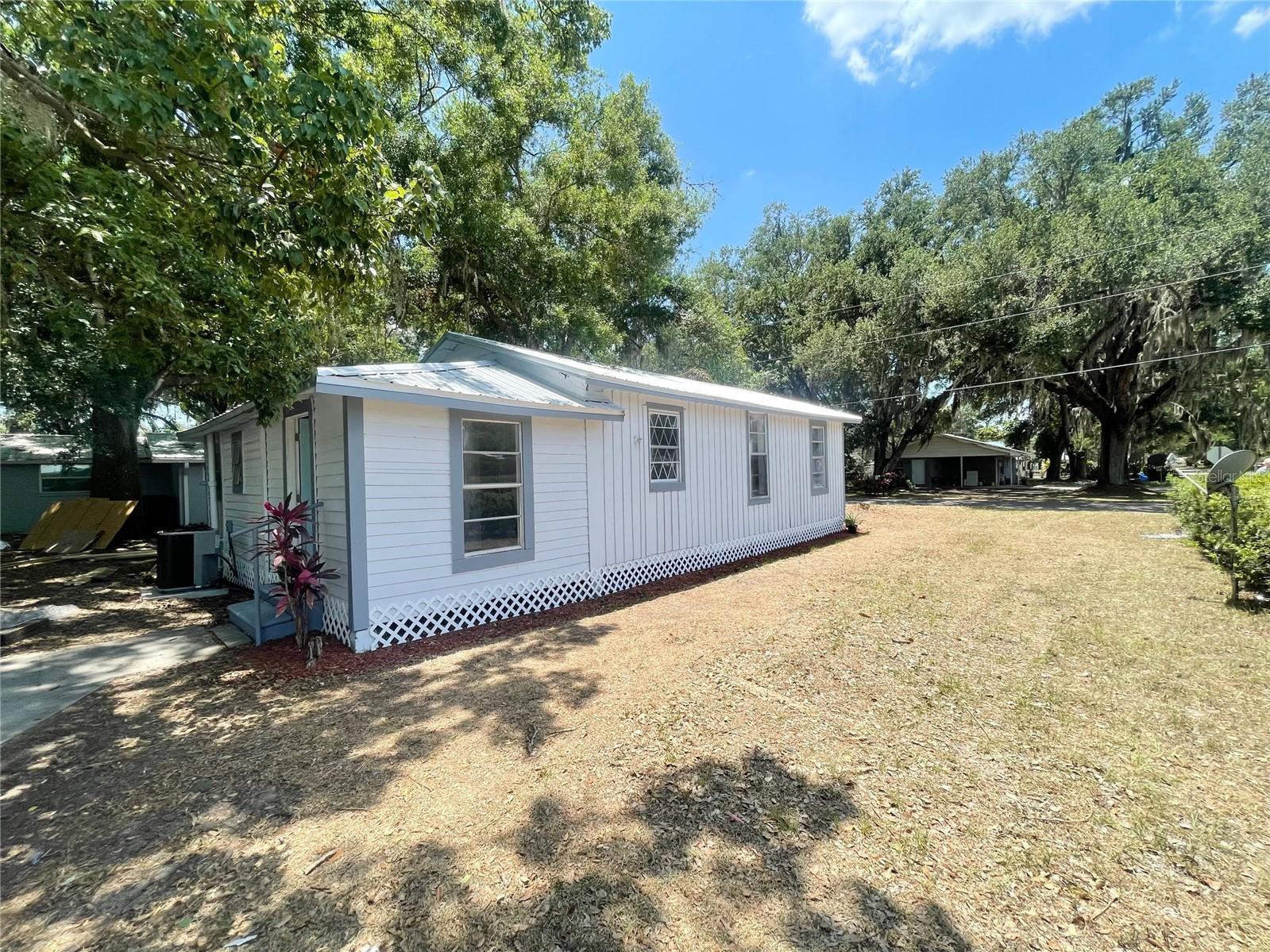 OAKLAND PARK OR A D GILLEYS - Residential