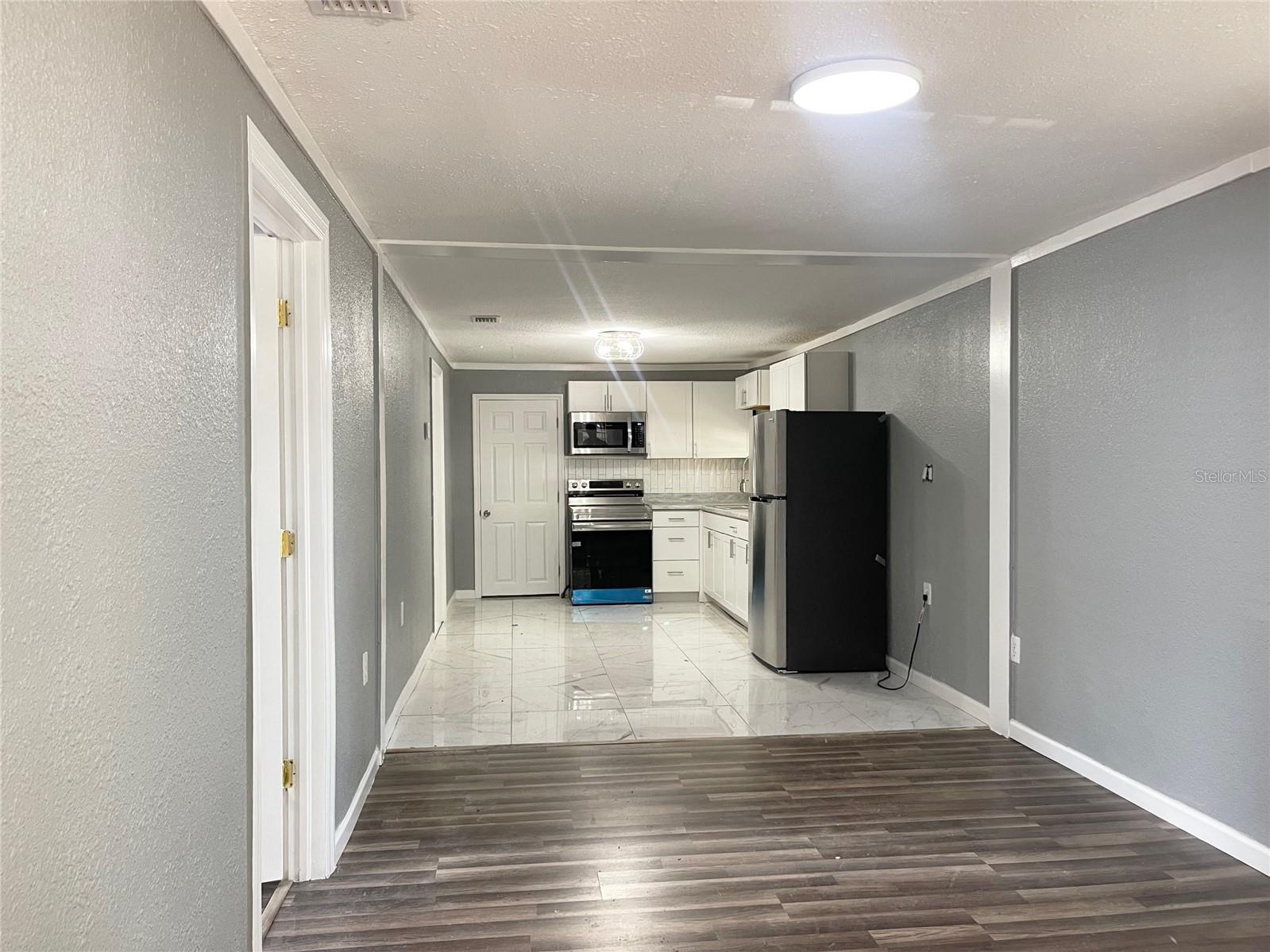 OAKLAND PARK OR A D GILLEYS - Residential