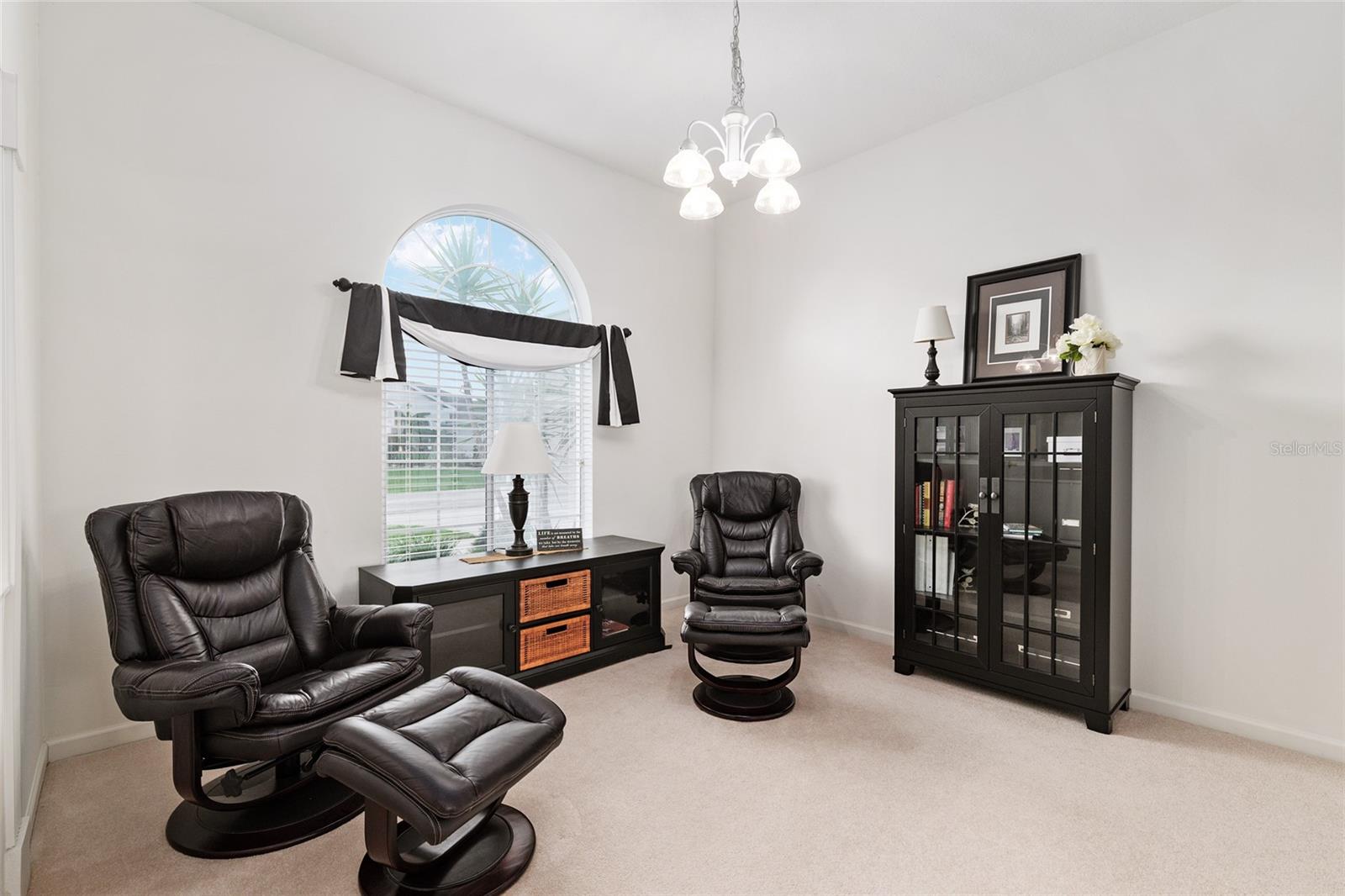 OCALA PALMS - Residential