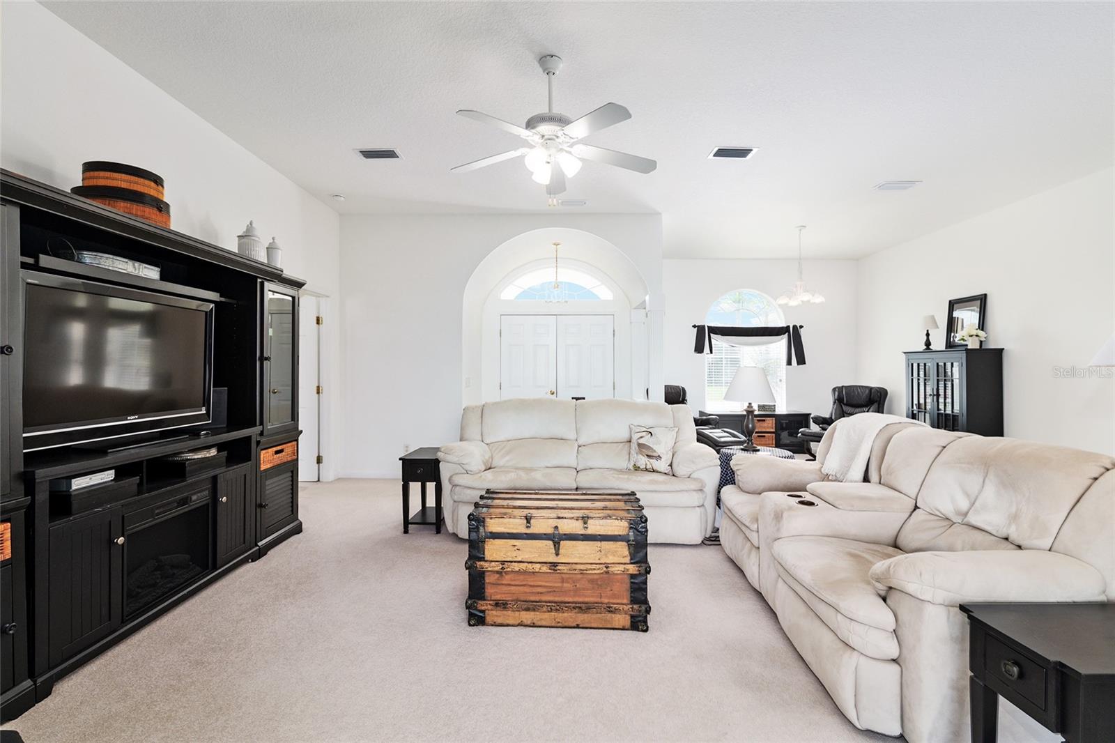OCALA PALMS - Residential