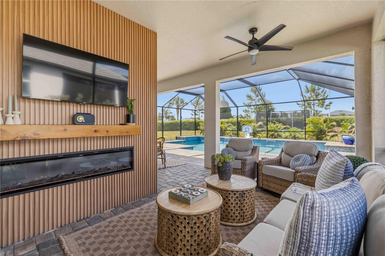 SWEETWATER AT LAKEWOOD RANCH - Residential
