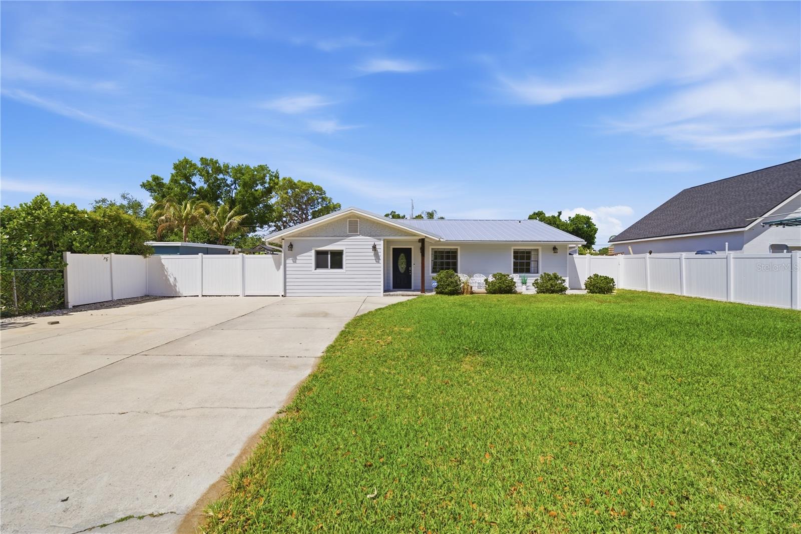 PEACEFUL VISTA HOMES - Residential
