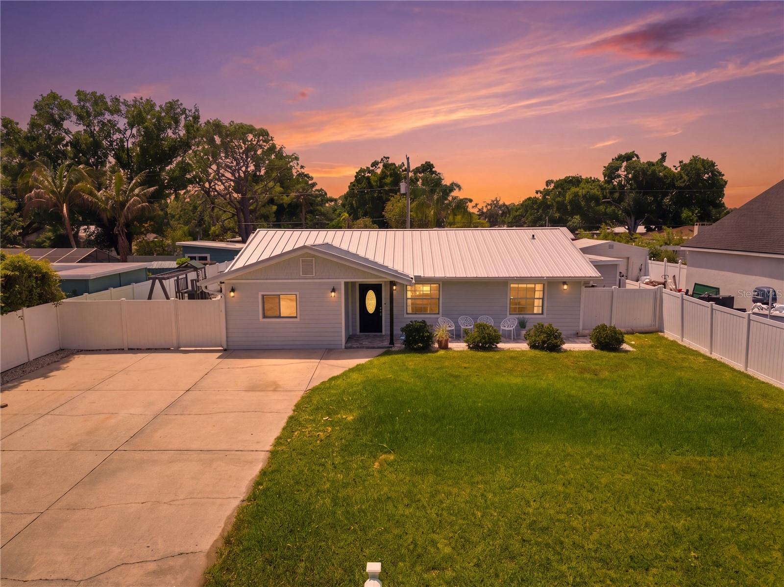 PEACEFUL VISTA HOMES - Residential