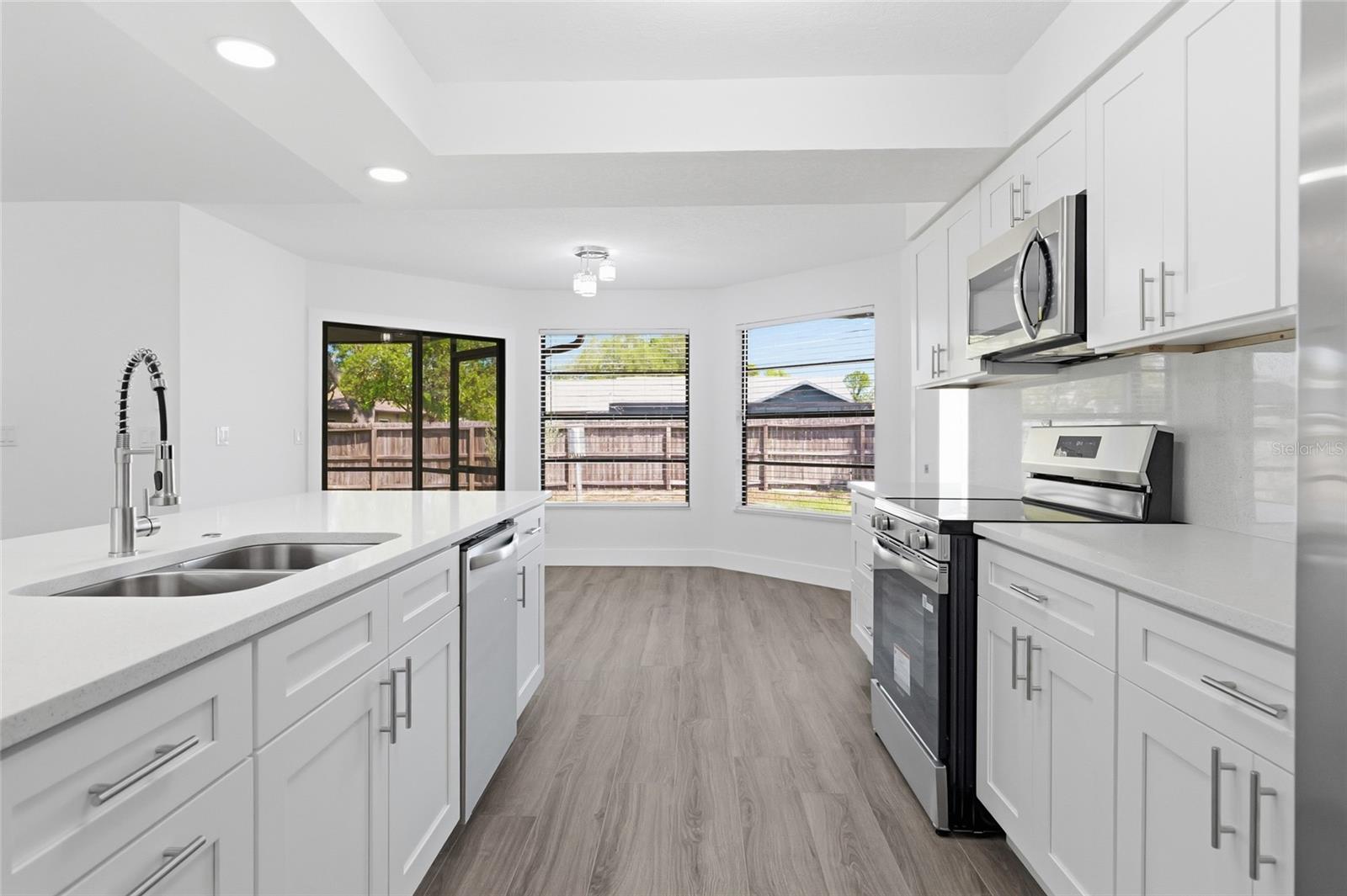 SPRING HILL - Residential