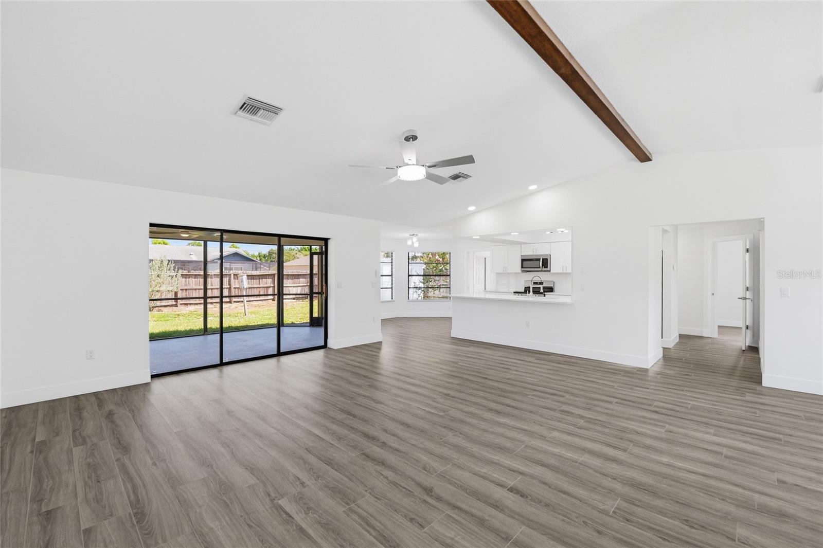 SPRING HILL - Residential