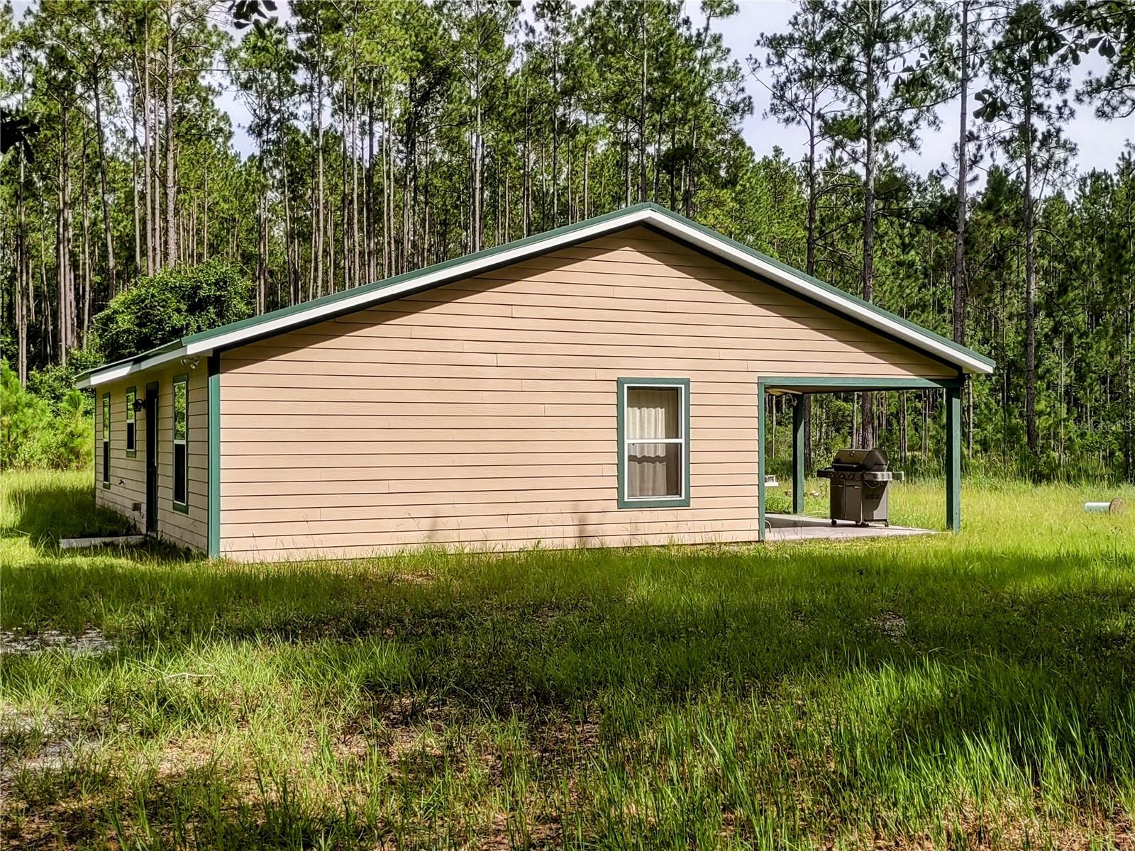 WINDING RIVER PRESERVE - Residential