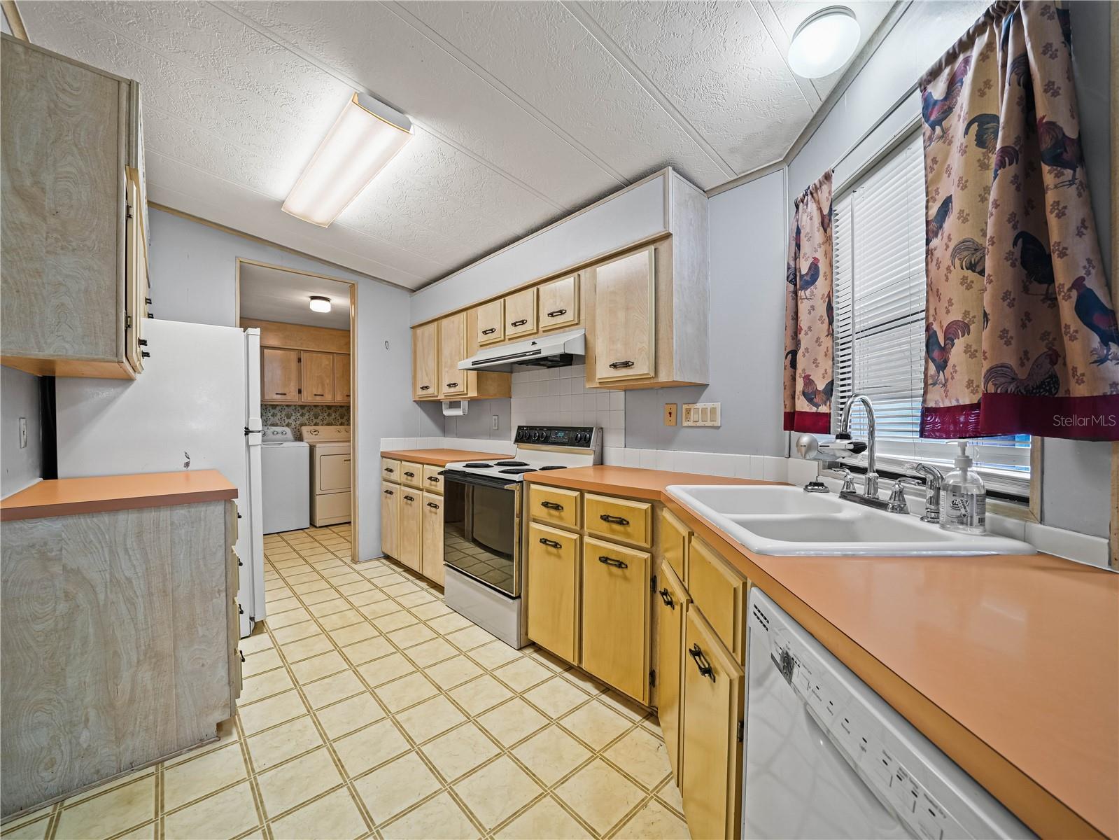 ORANGE MANOR WEST COOP INC - Residential