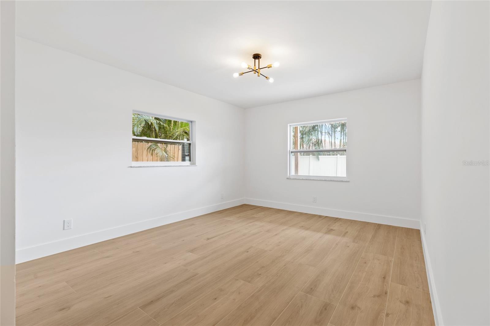 EDEN ISLE 4TH ADD - Residential