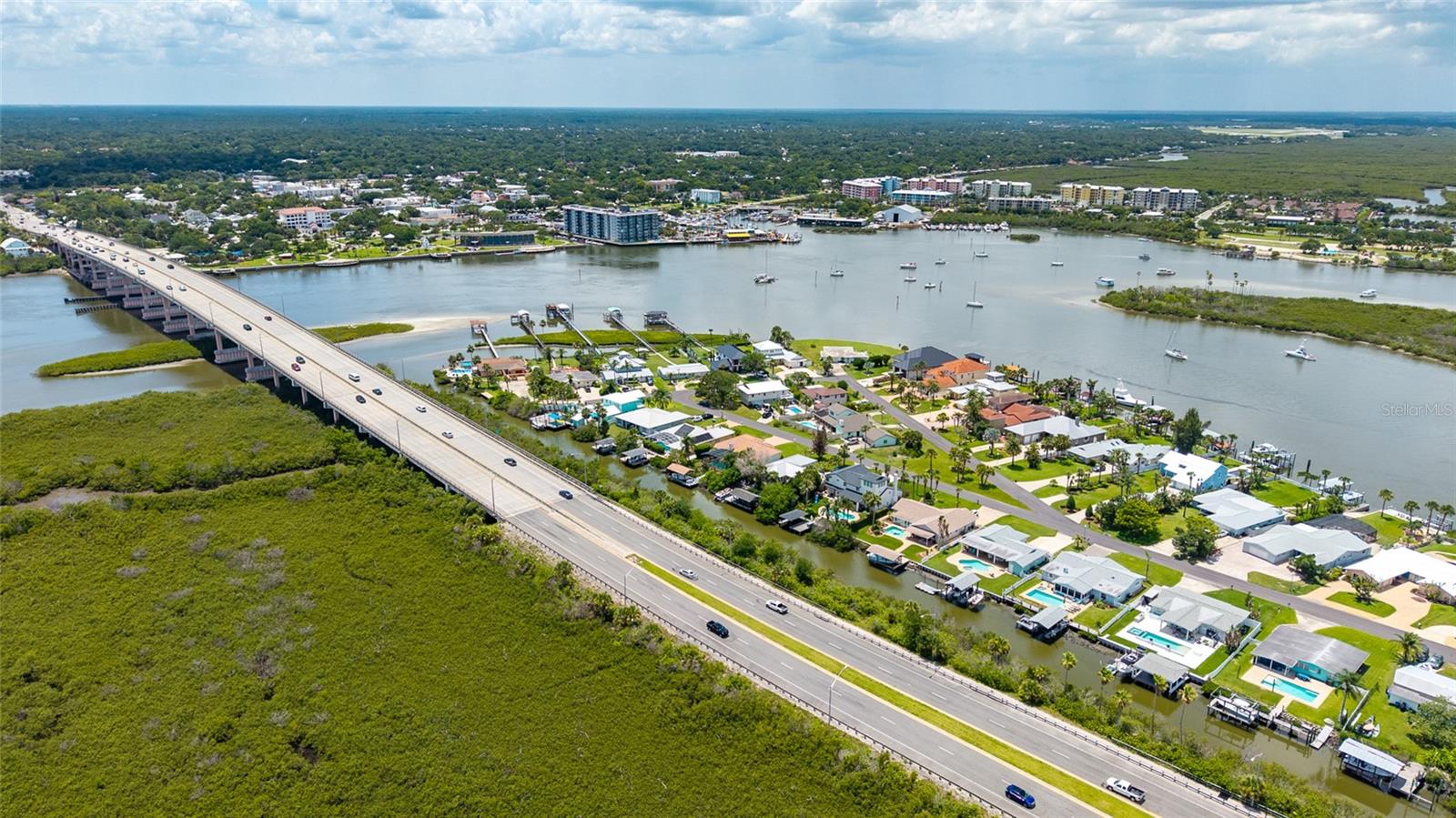 BOUCHELLES ISLAND - Residential