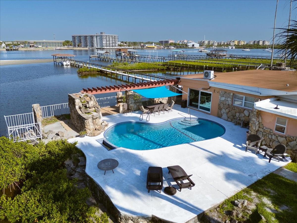 BOUCHELLES ISLAND - Residential