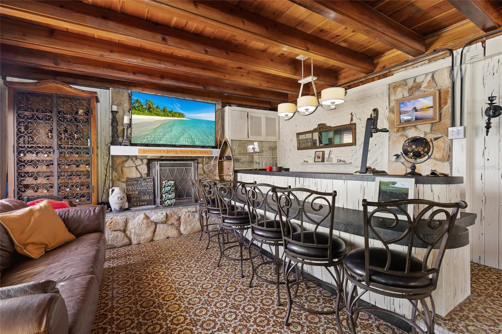 BOUCHELLES ISLAND - Residential