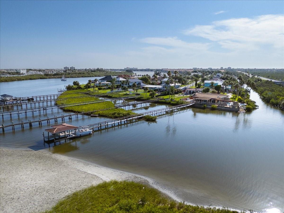 BOUCHELLES ISLAND - Residential