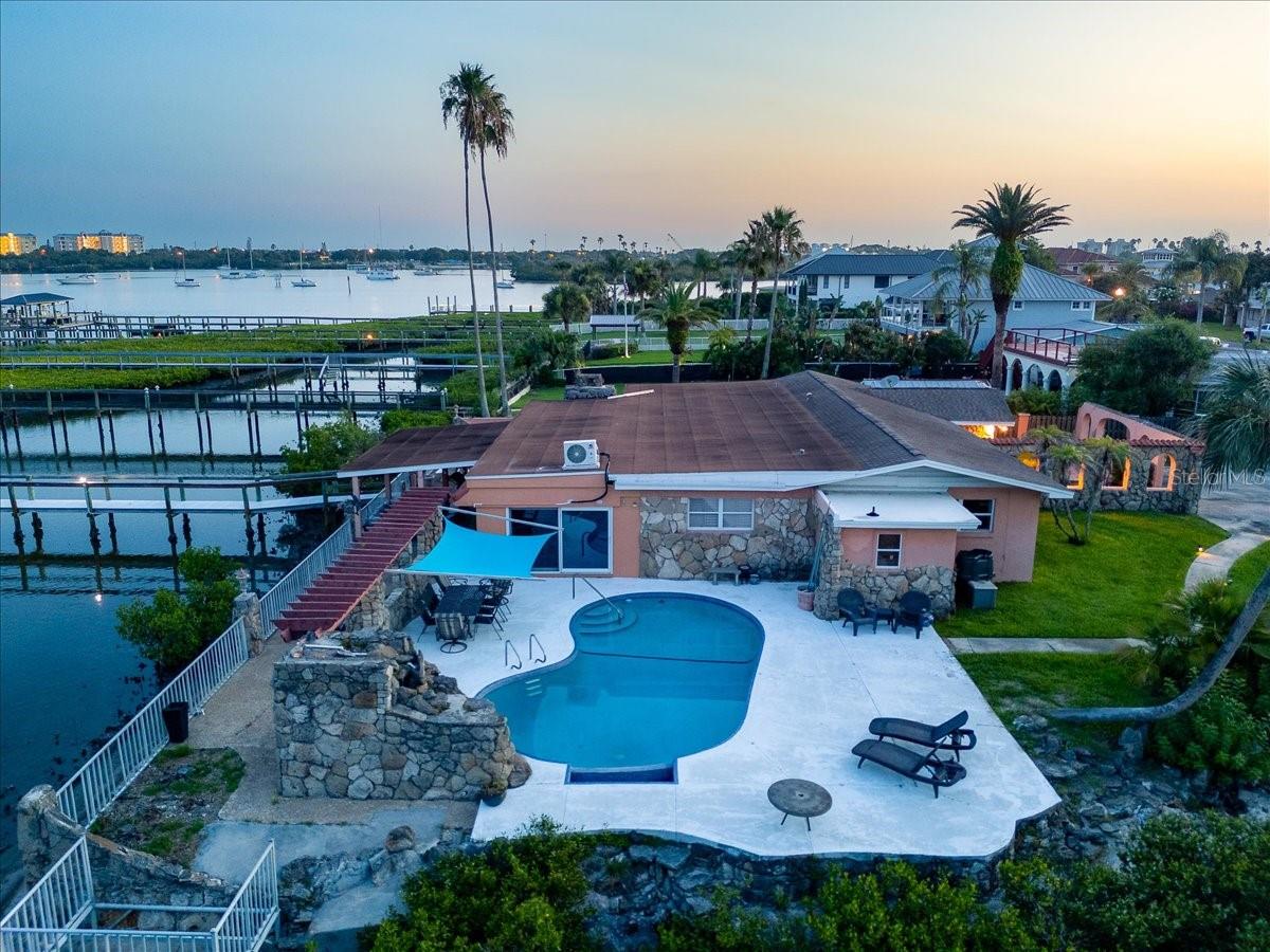 BOUCHELLES ISLAND - Residential