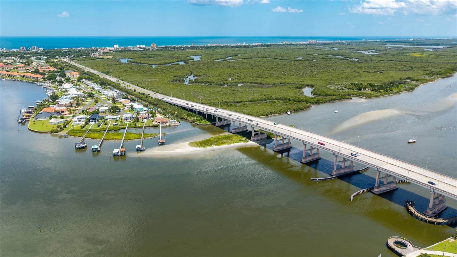 BOUCHELLES ISLAND - Residential