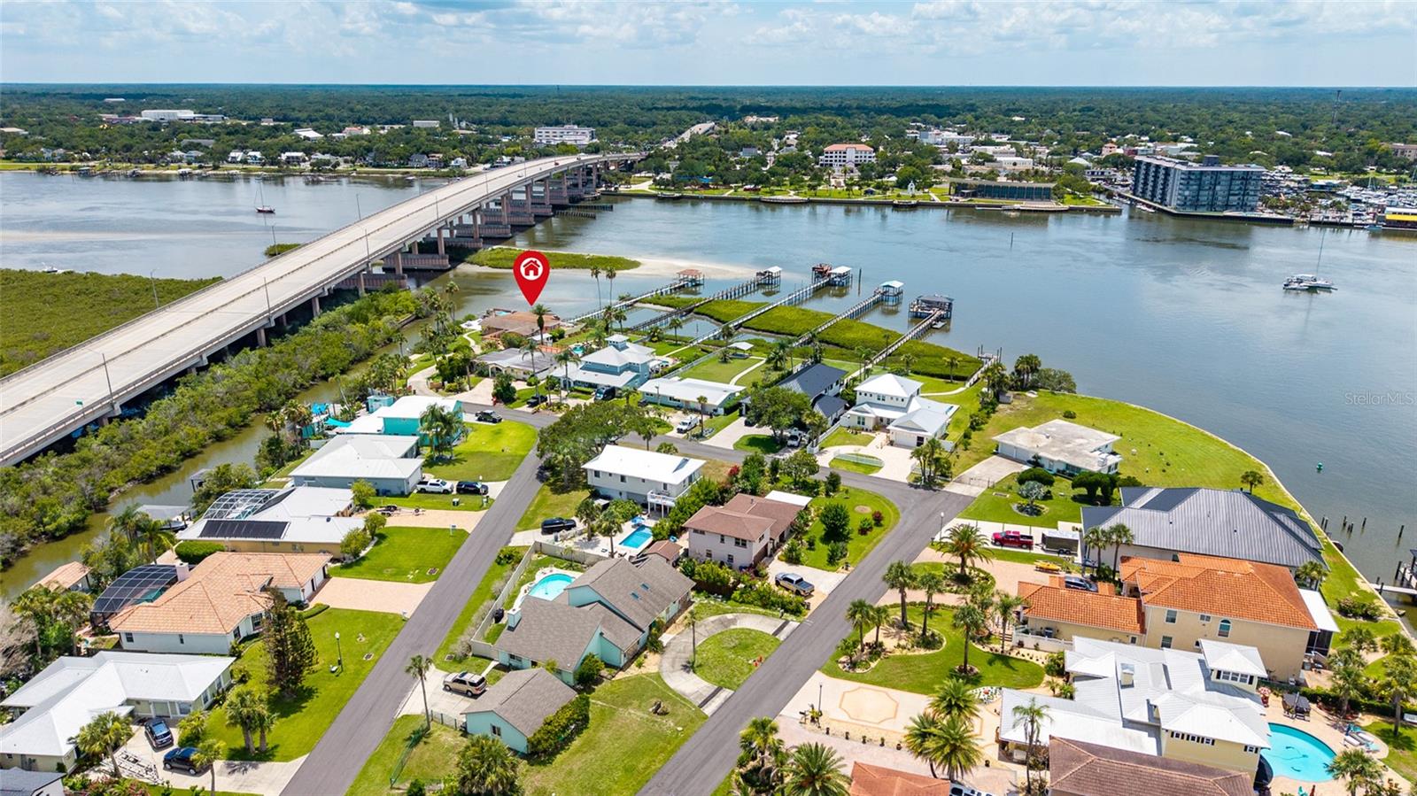 BOUCHELLES ISLAND - Residential