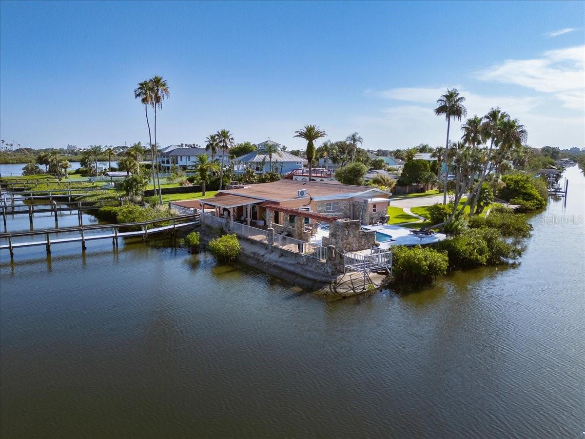 BOUCHELLES ISLAND - Residential