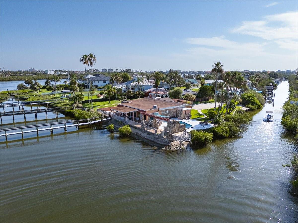 BOUCHELLES ISLAND - Residential
