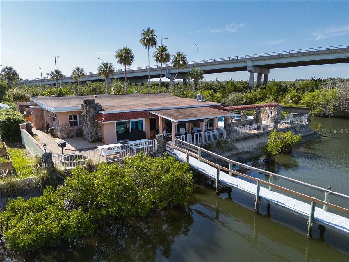 BOUCHELLES ISLAND - Residential